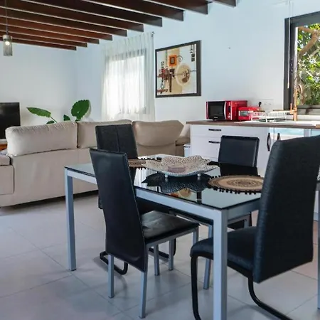 Casa Jardín De - Macaronesia Homes Nazaret