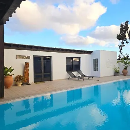 Apartamento Casa Jardín De - Macaronesia Homes *